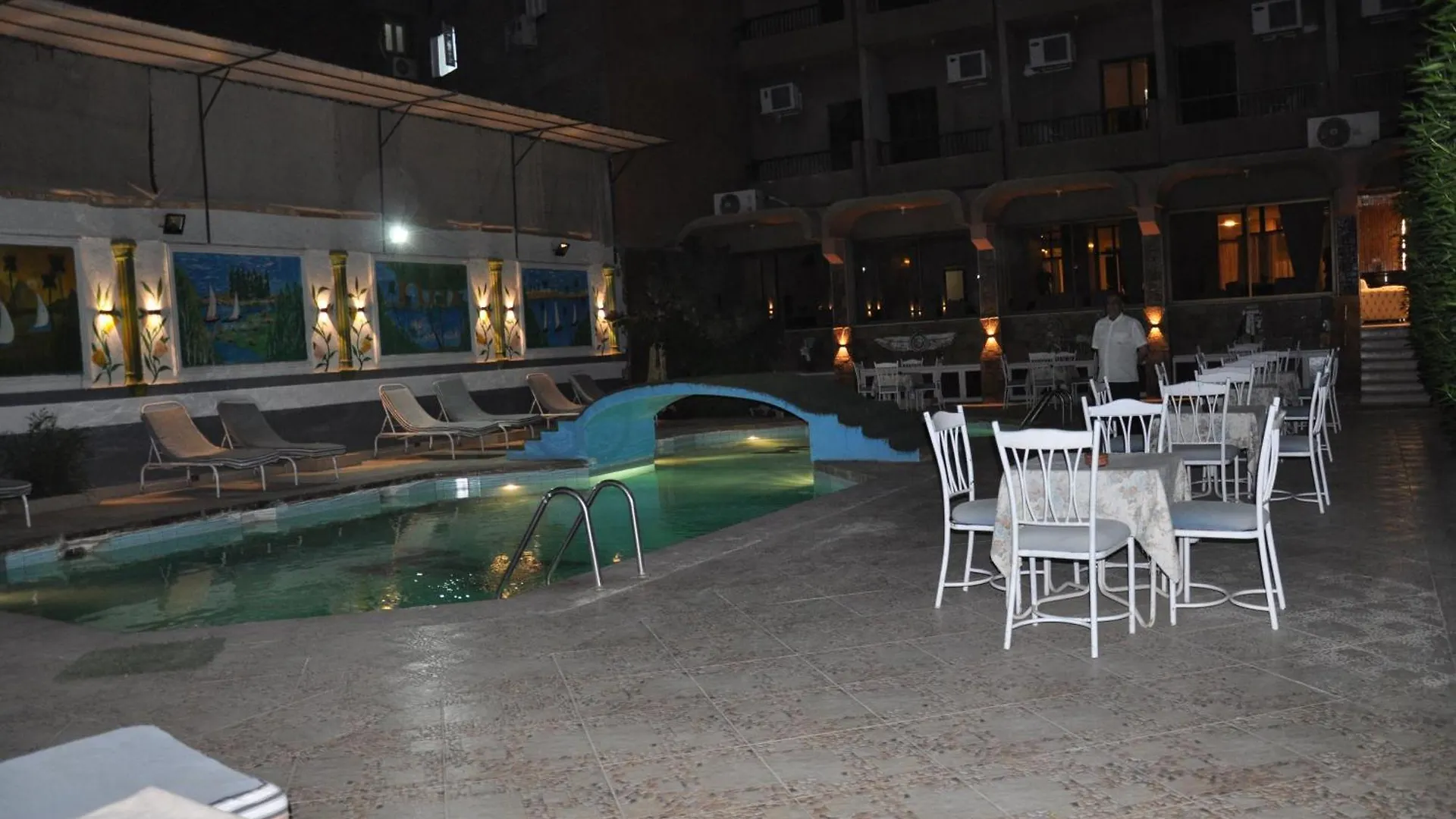 Shady Hotel الأقصر
