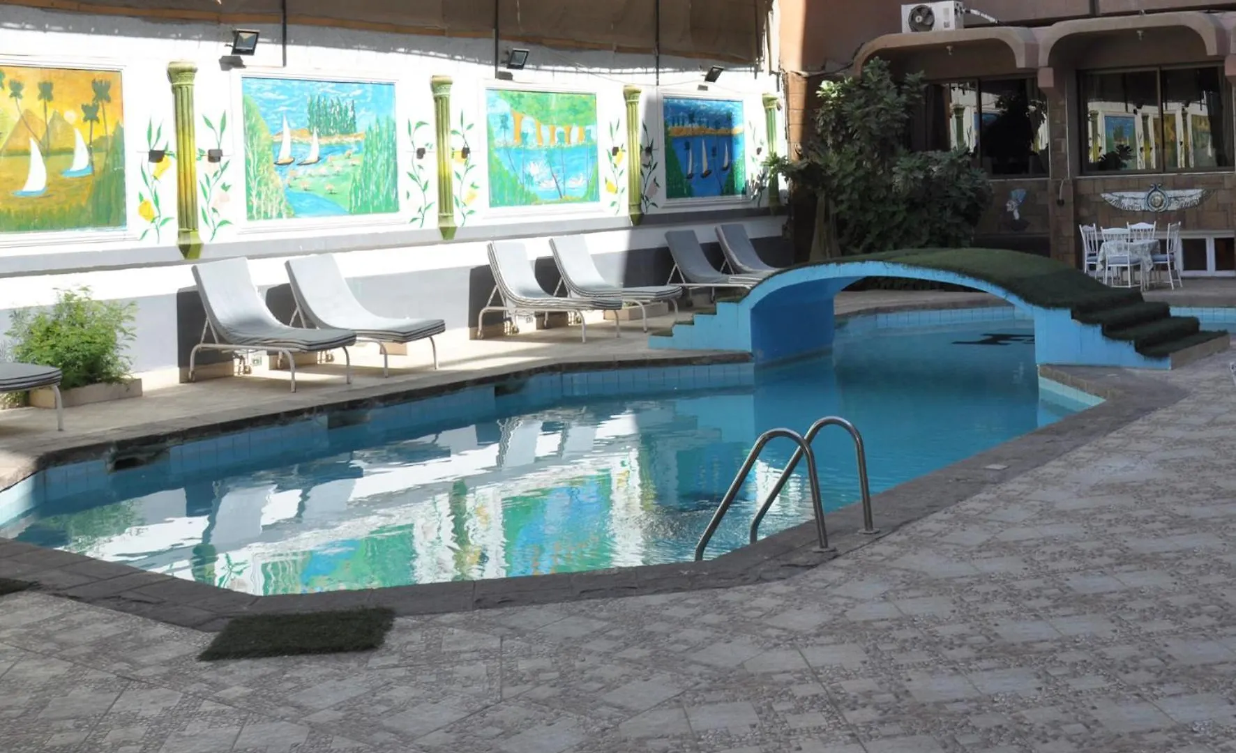 Shady Hotel الأقصر