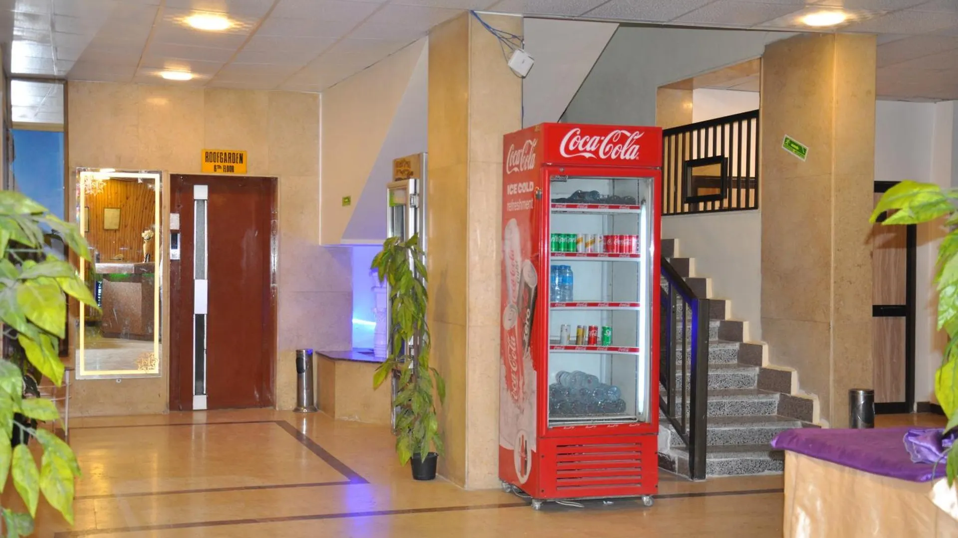 Shady Hotel Luxor