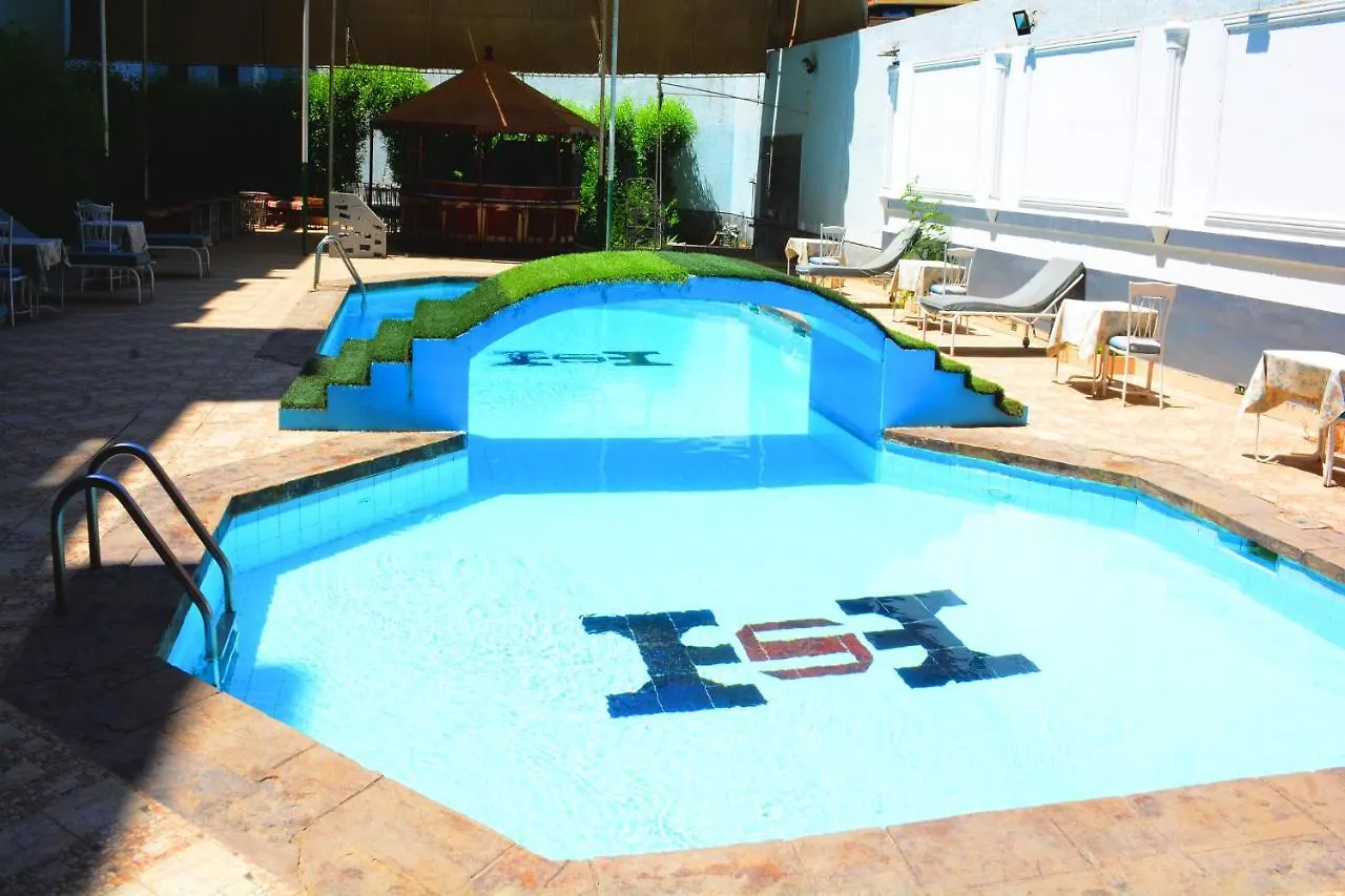 Shady Hotel Luxor