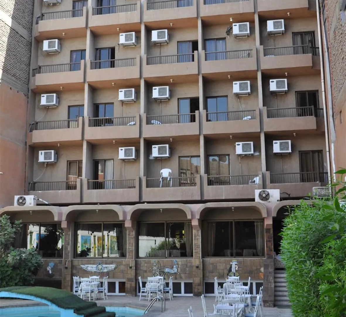 Shady Hotel Luxor 3*,